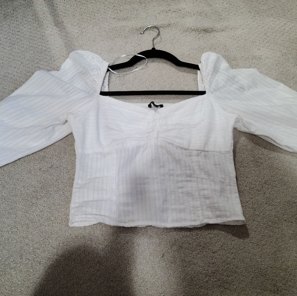 Clothes - Picture 8 of 15
